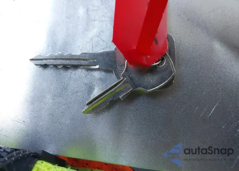 2007 Saturn Vue Hybrid z USA, uszkodzony, nr VIN 5GZCZ33Z17S879648